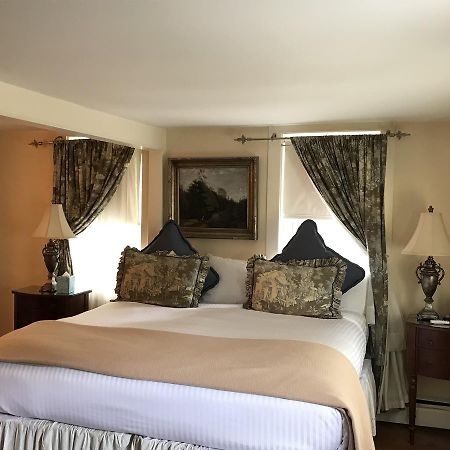 Admiral Farragut Inn Torre di Torre di Newport Esterno foto